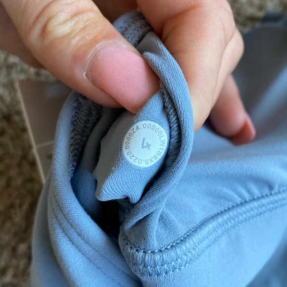 NWT Lululemon Align Tank in baby blue 4 / 6 - Picture 5 of 7
